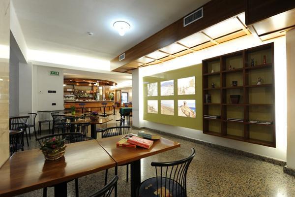 Hotel Adler 알라시오 외부 사진